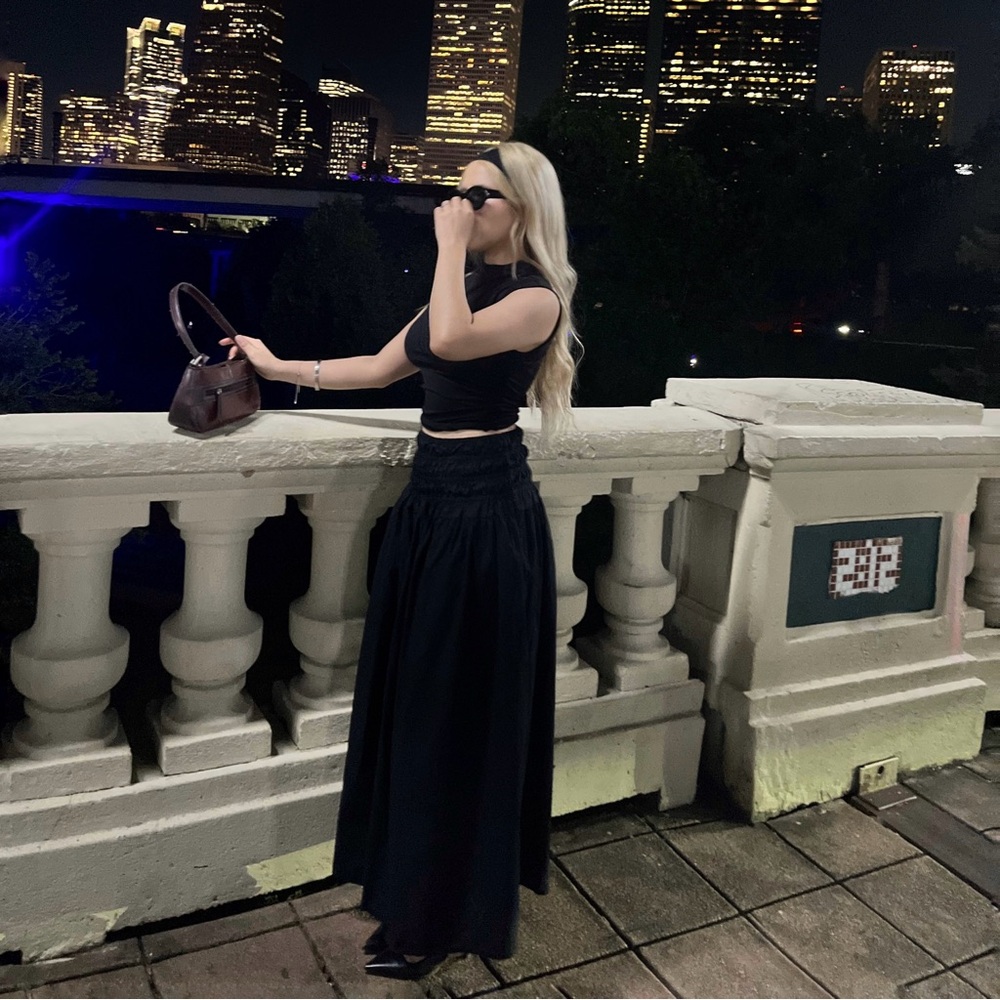 Meet your Posher, Ana